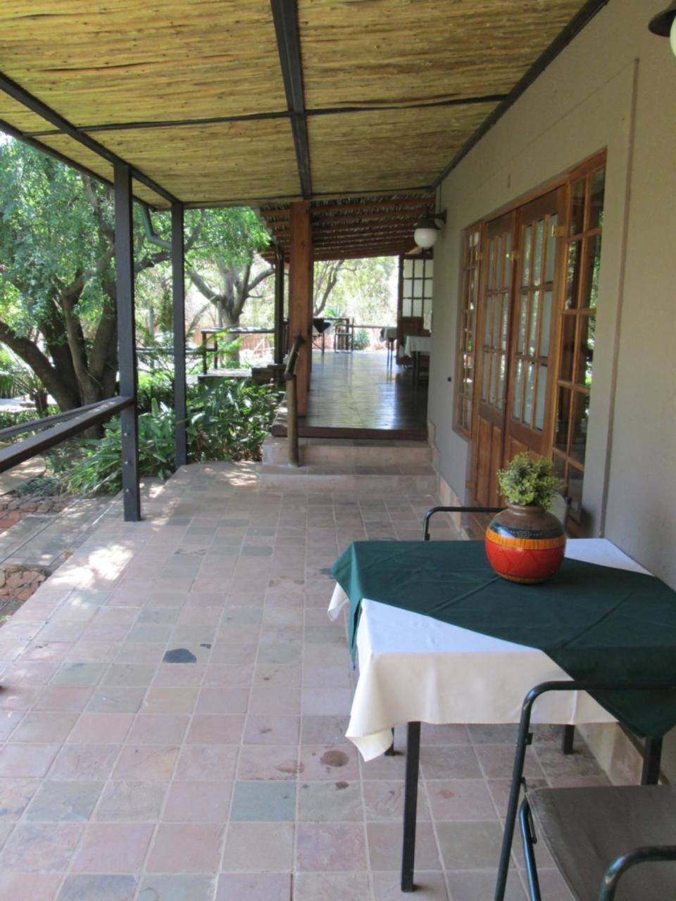 Tuskers Bush Lodge B&B Hartbeespoort Dış mekan fotoğraf