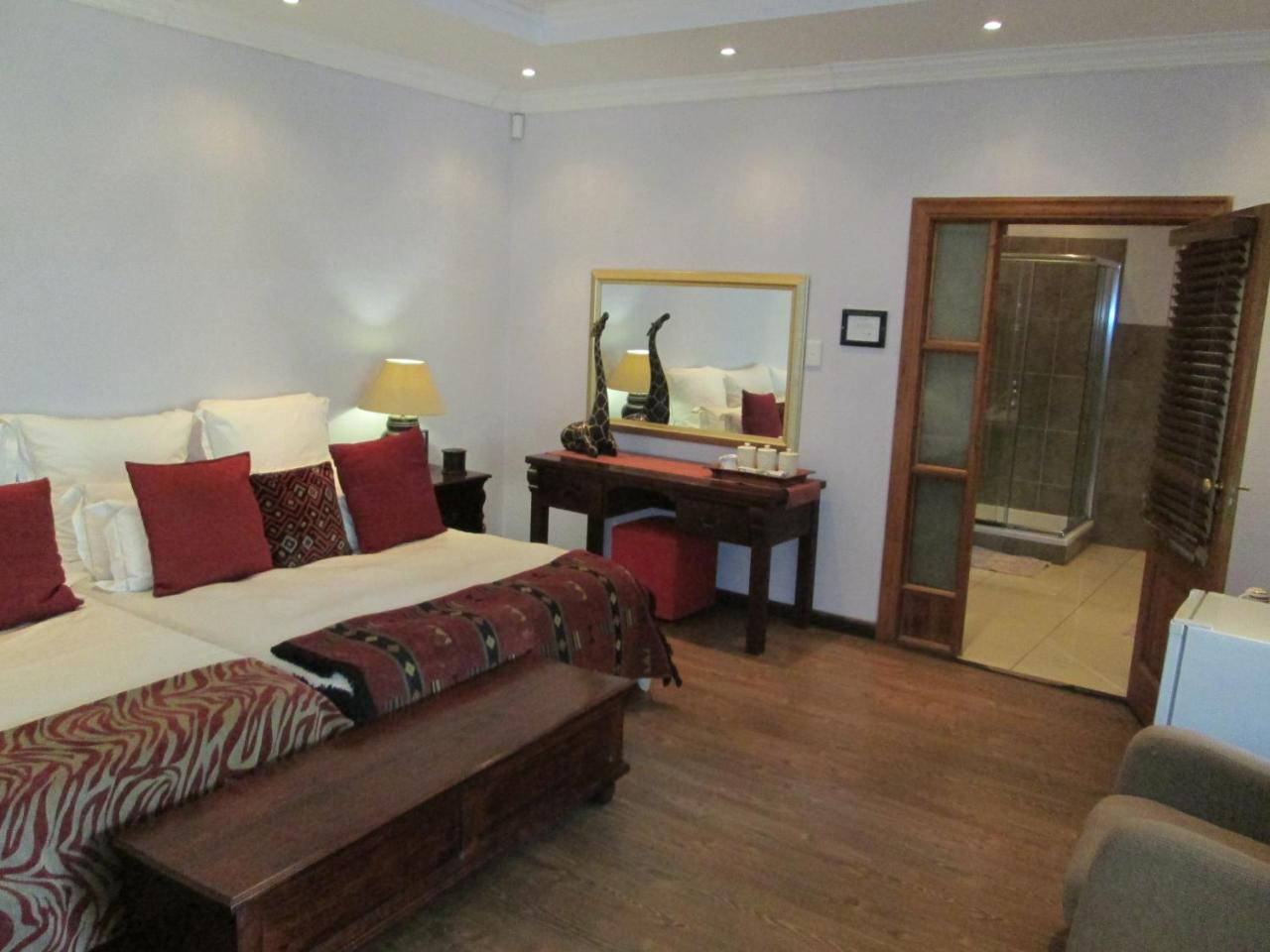 Tuskers Bush Lodge B&B Hartbeespoort Dış mekan fotoğraf