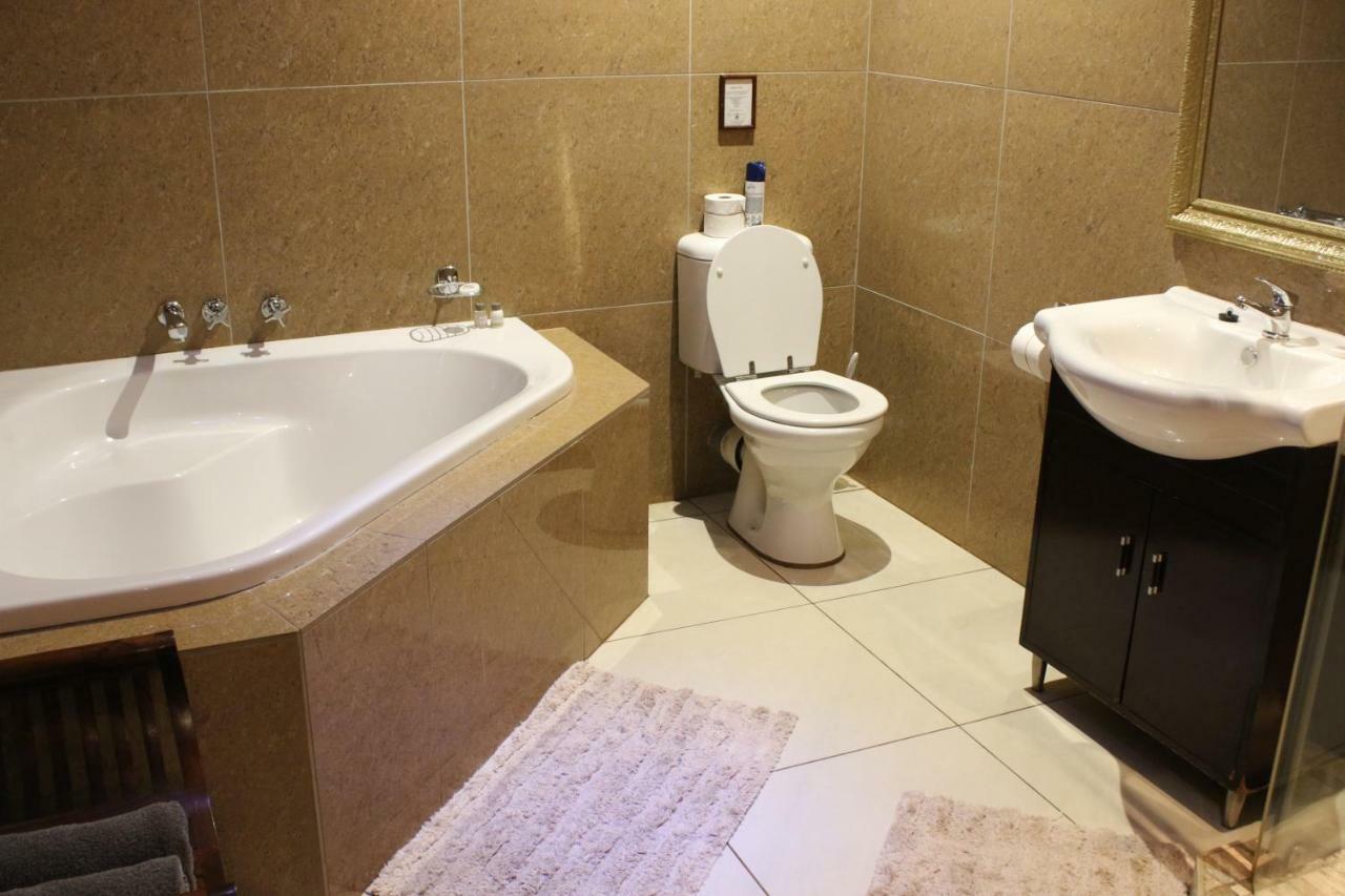 Tuskers Bush Lodge B&B Hartbeespoort Dış mekan fotoğraf